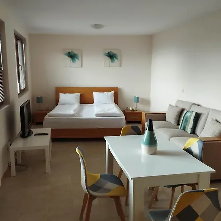 View 3 * バンスコ